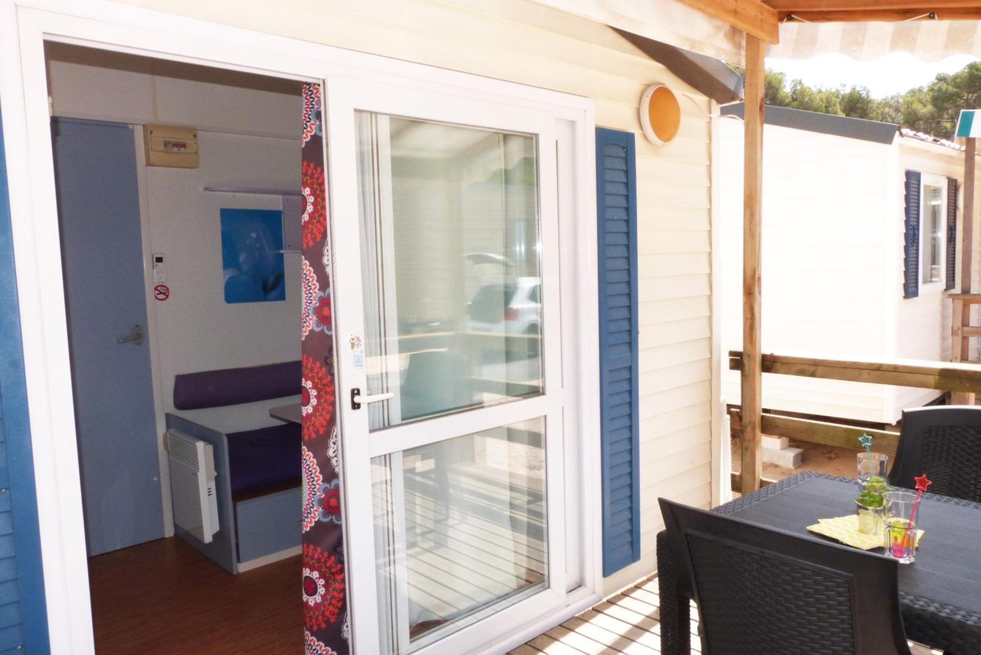 Camping La Bergerie Plage Hyères Rom bilde